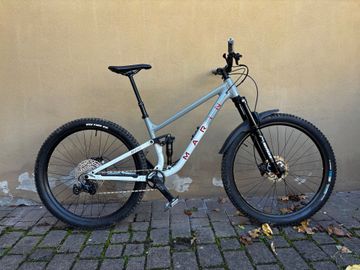 Used Marin Rift Zone 29" 2 2024 2024 Mountainbike, Light Gray, 29 — image 2 of 12