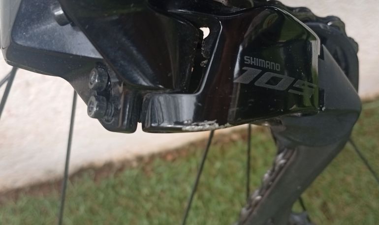 Used BMC Roadmachine FOUR 2024 2024 Road & Gravel, White — image 6 of 10