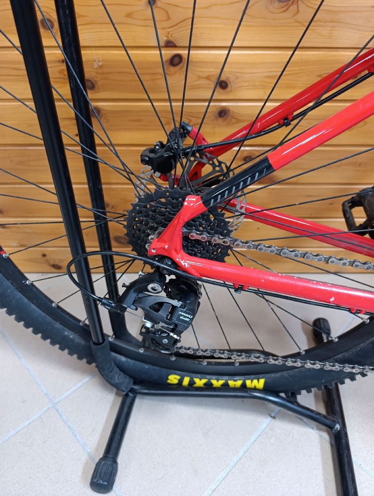 Used Cannondale Trail 5 2023 2023 Mountainbike, Red, 29 — image 2 of 5