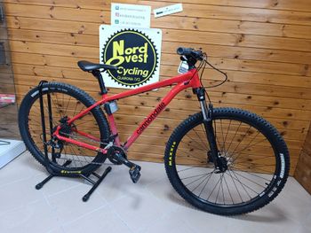 Used Cannondale Trail 5 2023 2023 Mountainbike, Red, 29 — image 1 of 5