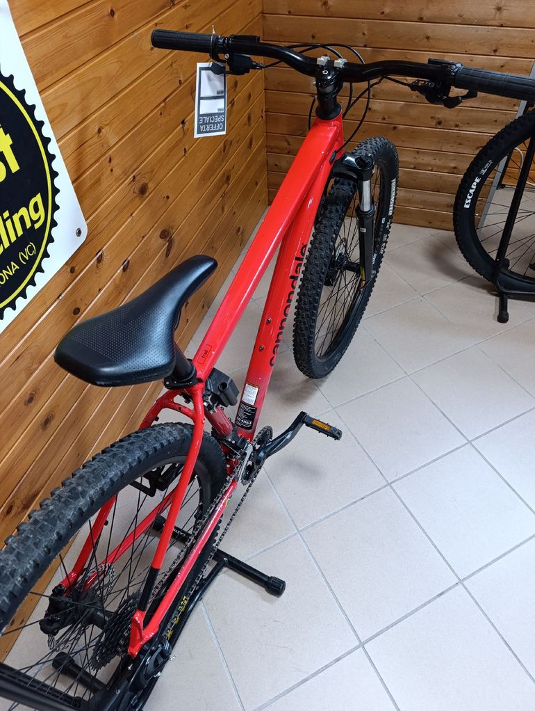 Used Cannondale Trail 5 2023 2023 Mountainbike, Red, 29 — image 5 of 5