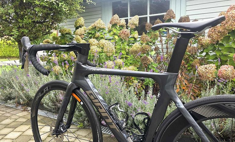 Used Giant Propel Advanced 1 Disc 2019 2019 Road & Gravel, Light Gray — image 14 of 16