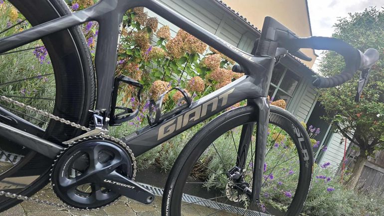 Used Giant Propel Advanced 1 Disc 2019 2019 Road & Gravel, Light Gray — image 4 of 16