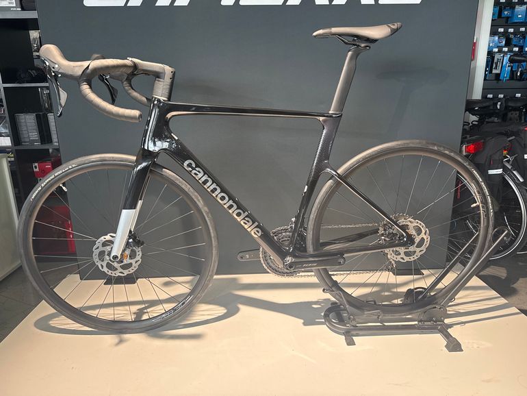 Used Cannondale SuperSix EVO 4 2024 2024 Road & Gravel, Black — image 2 of 3