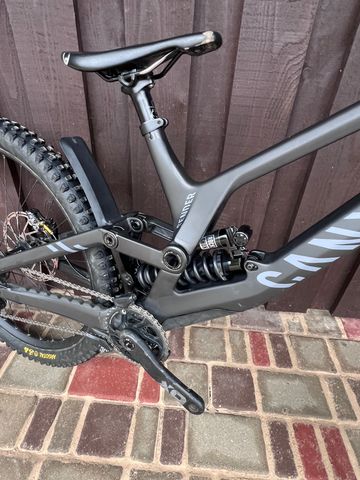 Brugt Canyon Sender CFR Mullet LTD 2024 2024 Mountainbike — billede 5 af 5