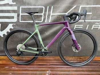 Used Scott Addict Gravel 40 2025 Road & Gravel