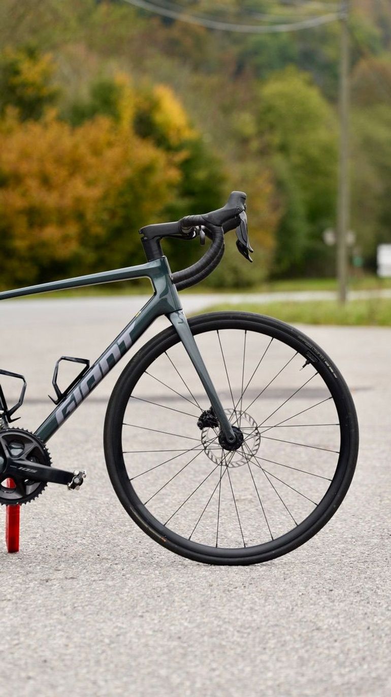 Used Giant TCR Advanced 1 PC 2025 2025 Road & Gravel, Green — image 2 of 3
