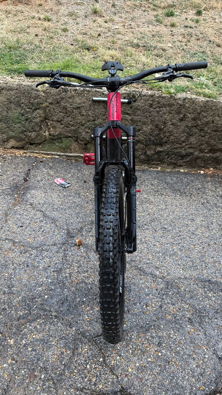 Used UNNO BURN Elite 2024 2024 Mountainbike, Red, Mixed — image 8 of 9