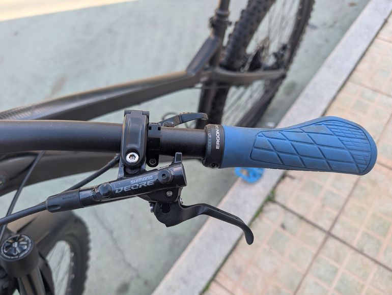 Used Dartmoor Primal 2018 2018 Mountainbike, Black, 27.5 (650B) — image 9 of 13