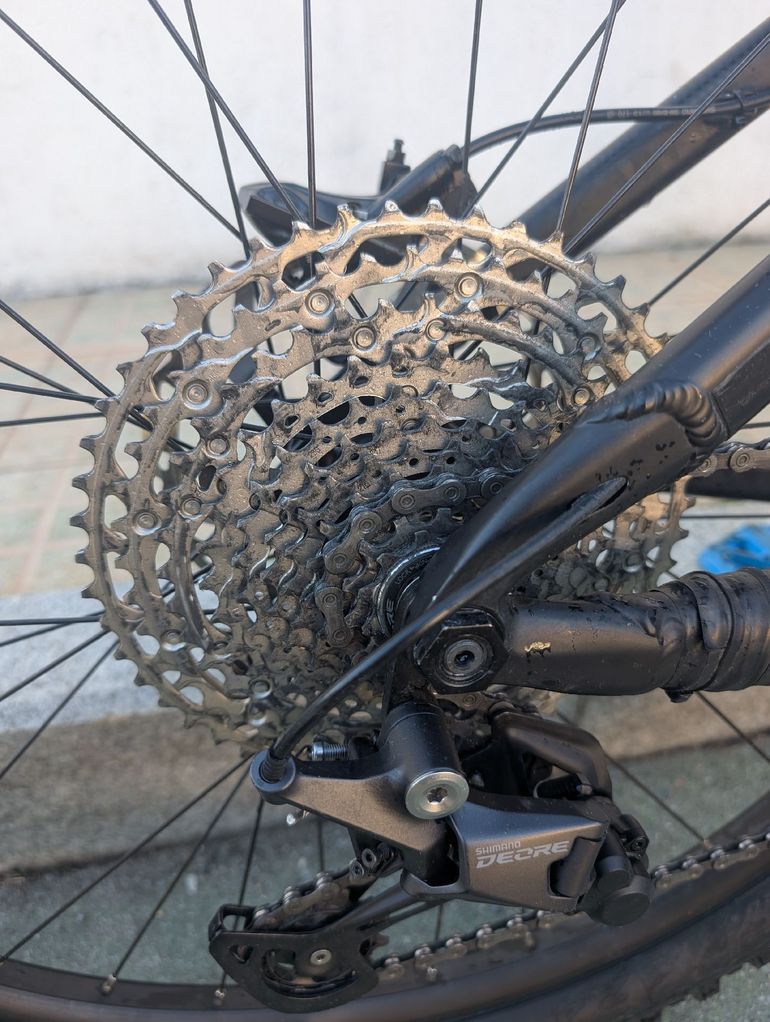 Used Dartmoor Primal 2018 2018 Mountainbike, Black, 27.5 (650B) — image 3 of 13