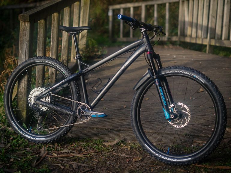 Used Dartmoor Primal 2018 2018 Mountainbike, Black, 27.5 (650B) — image 2 of 13