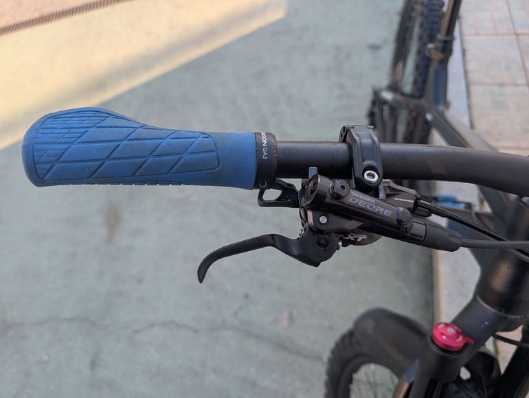 Used Dartmoor Primal 2018 2018 Mountainbike, Black, 27.5 (650B) — image 8 of 13