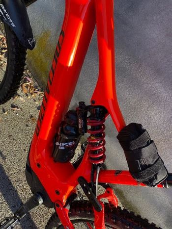 Used Specialized Enduro Expert 2021 2021 Mountainbike, Red, 29 — image 3 of 3