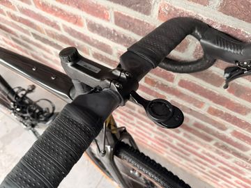 Used Specialized Diverge Comp Carbon 2023 2023 Road & Gravel, Black — image 6 of 13