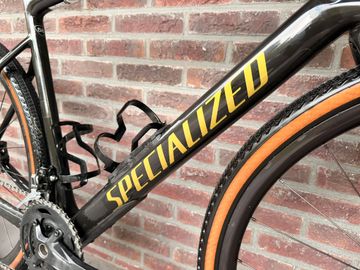 Used Specialized Diverge Comp Carbon 2023 2023 Road & Gravel, Black — image 3 of 13