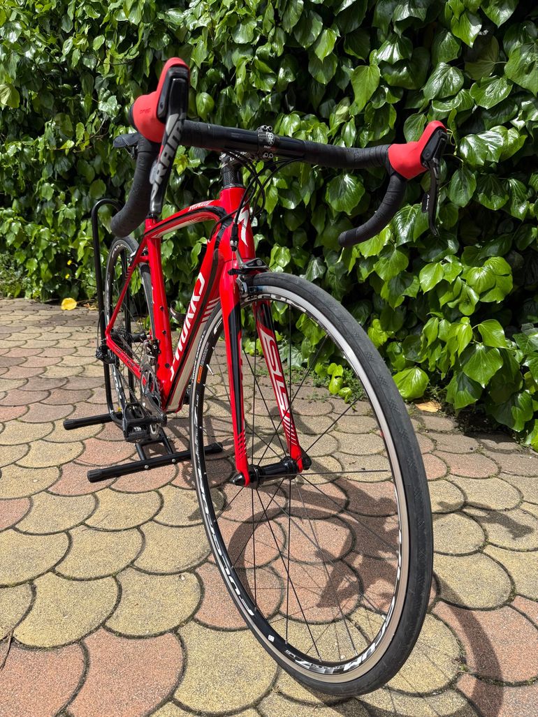 Used Specialized Tarmac SRAM Red 2015 Road & Gravel, Red — image 4 of 5