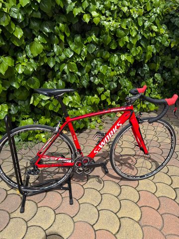 Used Specialized Tarmac SRAM Red 2015 Road & Gravel, Red — image 2 of 5