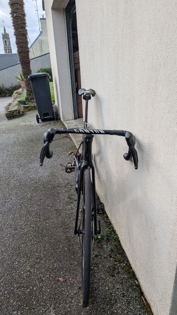 Used Canyon Aeroad CF SLX 8 Di2 2024 2024 Road & Gravel, Black — image 4 of 5