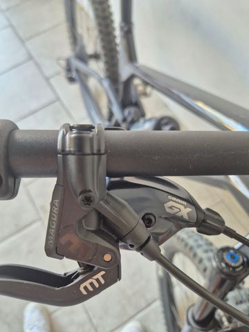 Used Radon SLIDE TRAIL 8.0 2024 2024 Mountainbike, Black, 29 — image 3 of 10