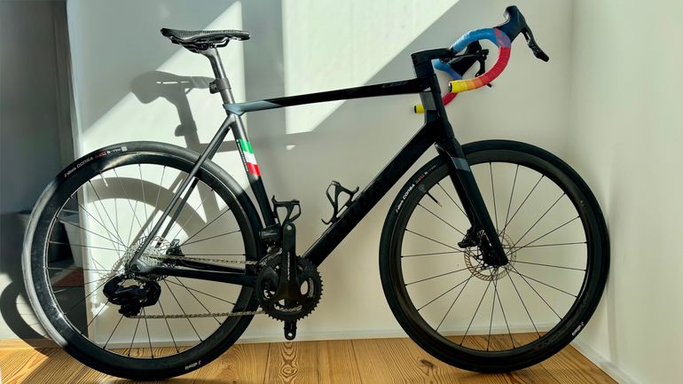 Used Colnago C68 Campagnolo Super Record EPS 2023 Road & Gravel, Black — image 2 of 14