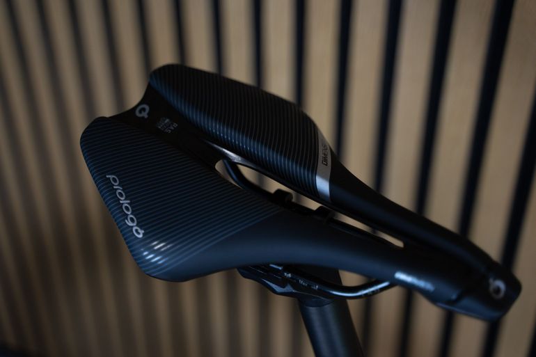 Used Orbea ORCA M30iTEAM 2022 2022 Road & Gravel, Black — image 4 of 9