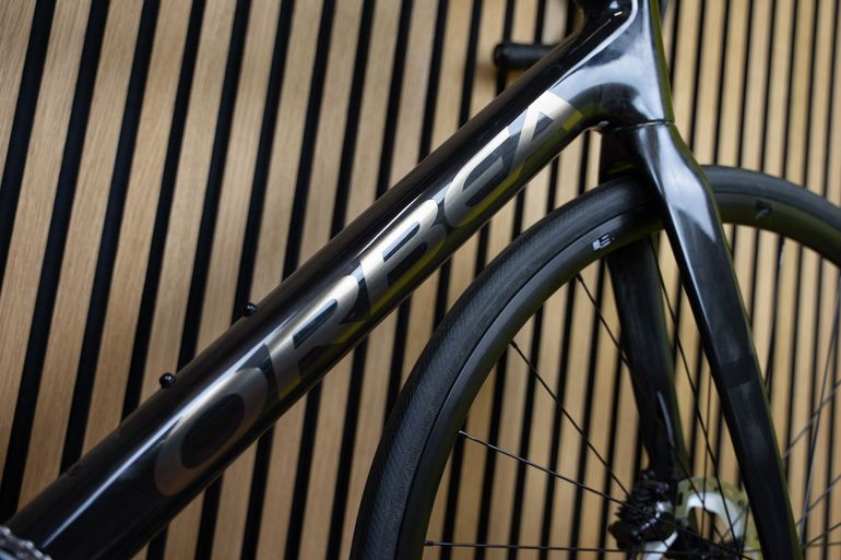 Used Orbea ORCA M20iTEAM 2024 2024 Road & Gravel, Black — image 3 of 6