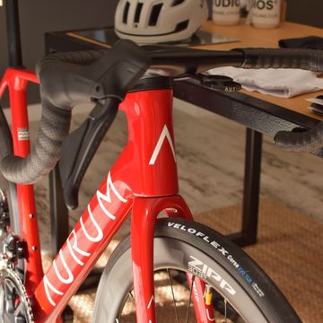 Used Aurum Magma V2 2025 2025 Road & Gravel, Red — image 4 of 4
