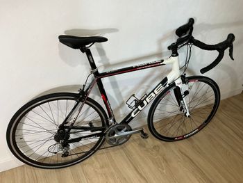 Used CUBE Agree 2016 Road & Gravel, Black — image 2 of 4
