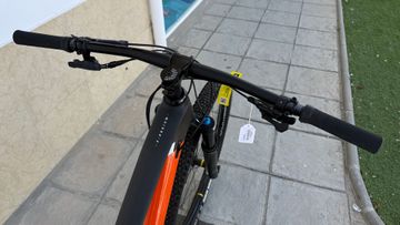 Used Mondraker F-PODIUM CARBON 2023 2023 Mountainbike, Orange, 29 — image 11 of 29