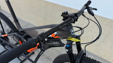Used Mondraker F-PODIUM CARBON 2023 2023 Mountainbike, Orange, 29 — image 26 of 29