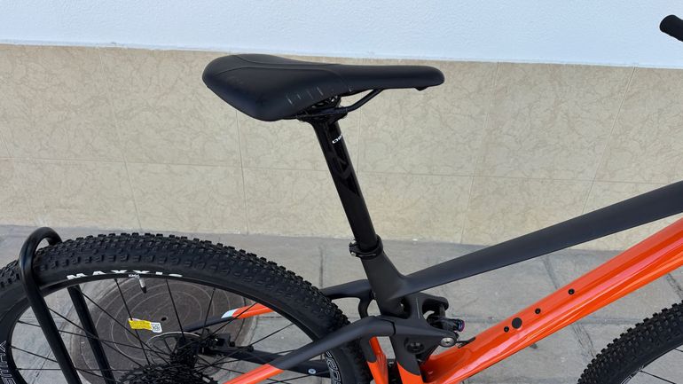 Used Mondraker F-PODIUM CARBON 2023 2023 Mountainbike, Orange, 29 — image 8 of 29