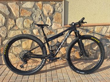 Brugt Trek Supercaliber 9.8 XT Gen 1 2021 2021 MTB