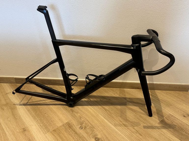Used BMC Teammachine SLR01 THREE P2P 2022 Frameset 2022 Road & Gravel, Black — image 1 of 7