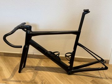 Used BMC Teammachine SLR01 THREE P2P 2022 Frameset 2022 Road & Gravel, Black — image 2 of 7