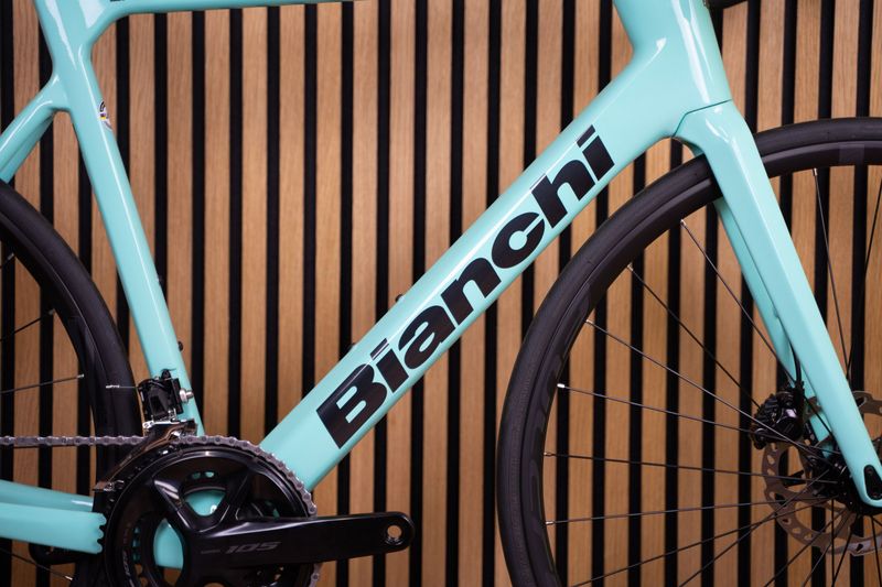 Bianchi Sprint Shimano 105 2025 Road & Gravel usato, Blu — immagine 3 di 9