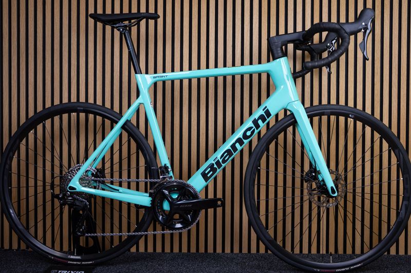 Bianchi Sprint Shimano 105 2025 Road & Gravel usato, Blu — immagine 1 di 9