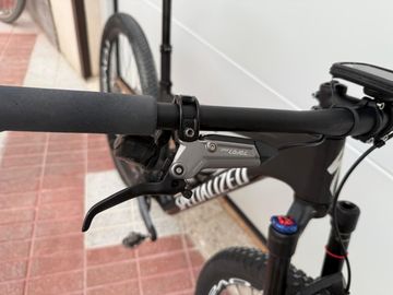 Used Specialized Epic World Cup Expert 2024 2024 Mountainbike, Black, 29 — image 2 of 5
