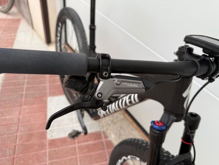 Used Specialized Epic World Cup Expert 2024 2024 Mountainbike, Black, 29 — image 2 of 5
