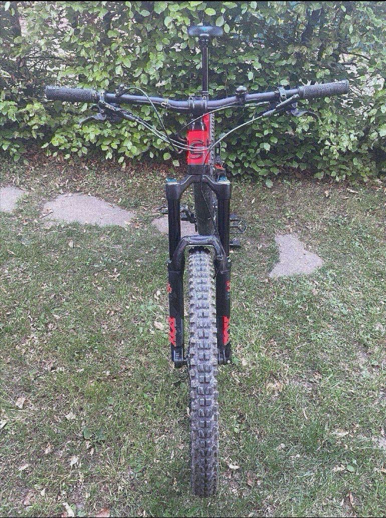Used Cannondale Jekyll 3 2018 2018 Mountainbike, Red, 27.5 — image 16 of 16