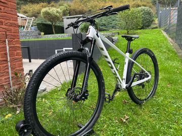 Used Scott Contessa Scale 930 2023 2023 Mountainbike, White, 29 — image 2 of 6