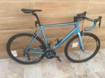 Used Canyon ULTIMATE CF SLX 8 DI2 2018 Road & Gravel, Blue — image 3 of 9