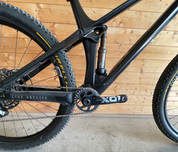 Used YT Industries Izzo CORE 4 29 2021 2021 Mountainbike, Black, 29 — image 4 of 7