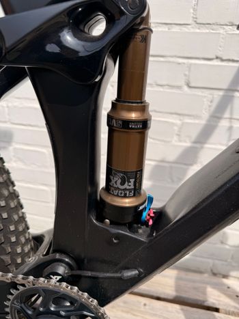 Used YT Industries Izzo CORE 4 29 2021 2021 Mountainbike, Black, 29 — image 9 of 24