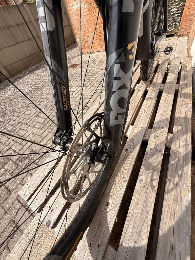 Used YT Industries Izzo CORE 4 29 2021 2021 Mountainbike, Black, 29 — image 22 of 24