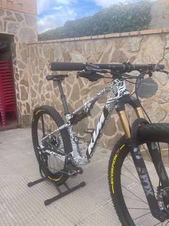 Used KTM SCARP EVO III PROTOTYPE 2025 2025 Mountainbike, White — image 5 of 11
