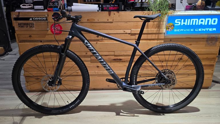 Used Specialized Epic Hardtail Comp 2024 2024 Mountainbike, Black, 29 — image 2 of 9