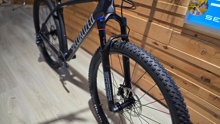 Used Specialized Epic Hardtail Comp 2024 2024 Mountainbike, Black, 29 — image 7 of 9