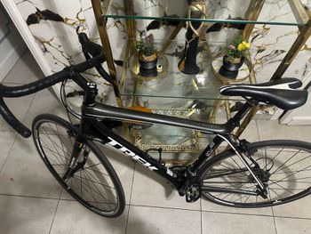 Used Trek Madone 3.1 H2 Compact 2014 2014 Road & Gravel, Black — image 2 of 4