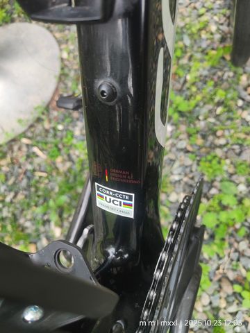Used Corratec CCT EVO Factory 2023 2023 Road & Gravel, Black — image 4 of 5