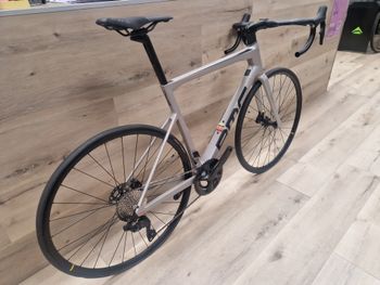 Used BMC Teammachine SLR FIVE 2023 2023 Road & Gravel, Light Gray — image 3 of 3